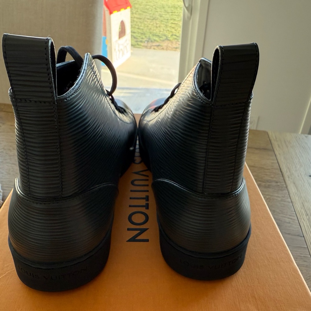 Louis Vuitton Epi leather Sneaker Boot - Picture 3 of 14